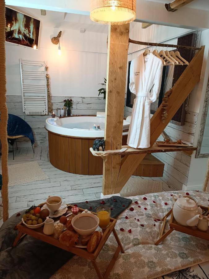 Le Marechal Duplex - Appartement Avec Jacuzzi - Caen Hyper Centre Buitenkant foto