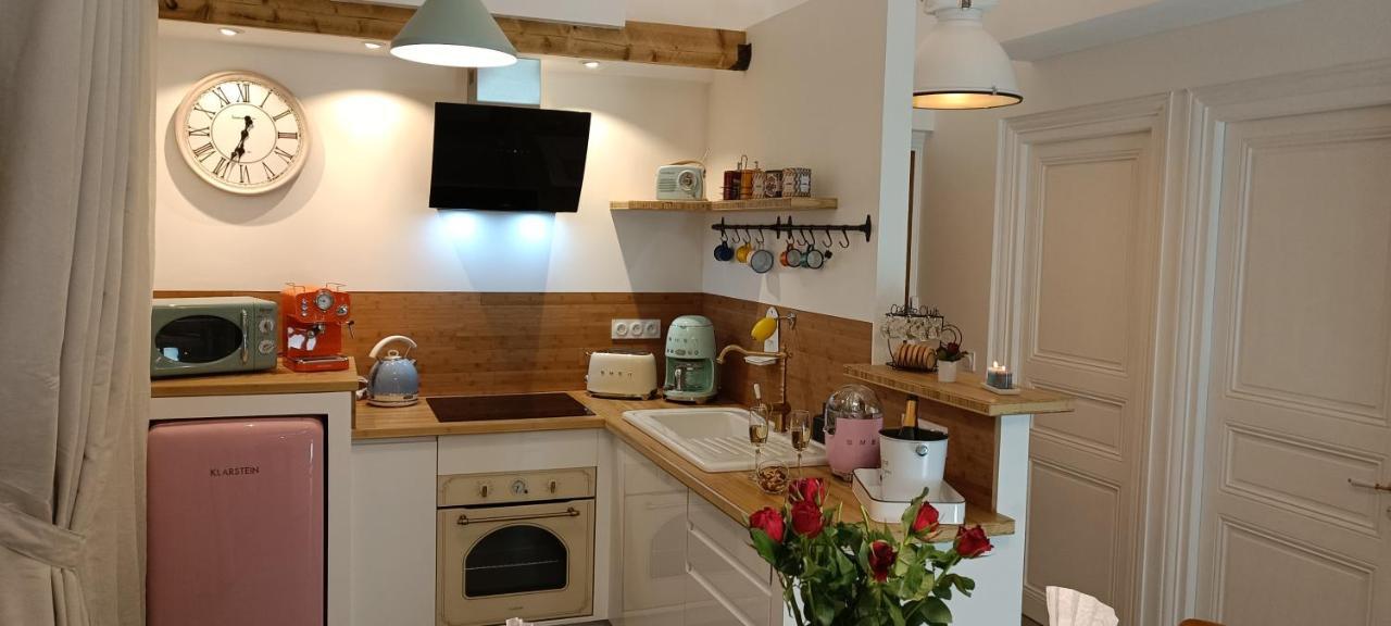 Le Marechal Duplex - Appartement Avec Jacuzzi - Caen Hyper Centre Buitenkant foto